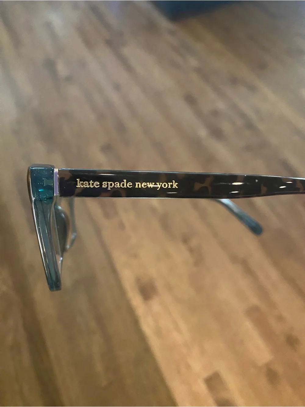New tortoise kate spade readers with hard-shell case  +1.5